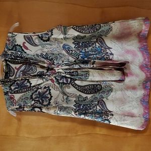 Sleeveless blouse large